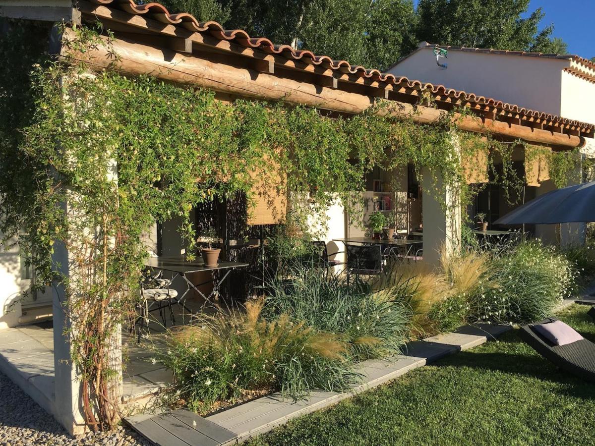Le Jardin De Lau Villa Aubignan Exterior photo